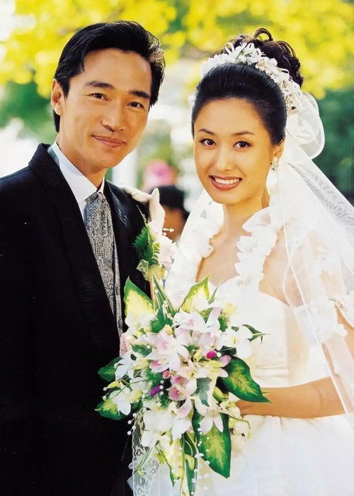 Постер сериала 보고 또 보고